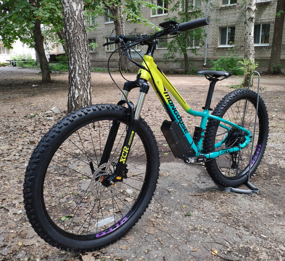 Женский электровелосипед Mongoose Tyax