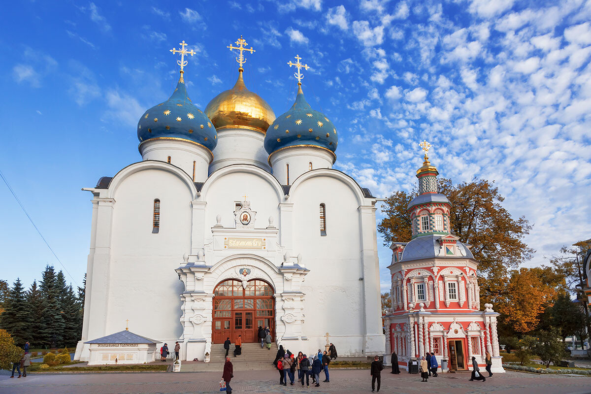 храмы троице сергиевой лавры названия