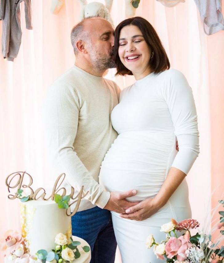 Халит Эргенч с женой Бергюзар Корель. Фото: Instagram.com/ berguzarkorel