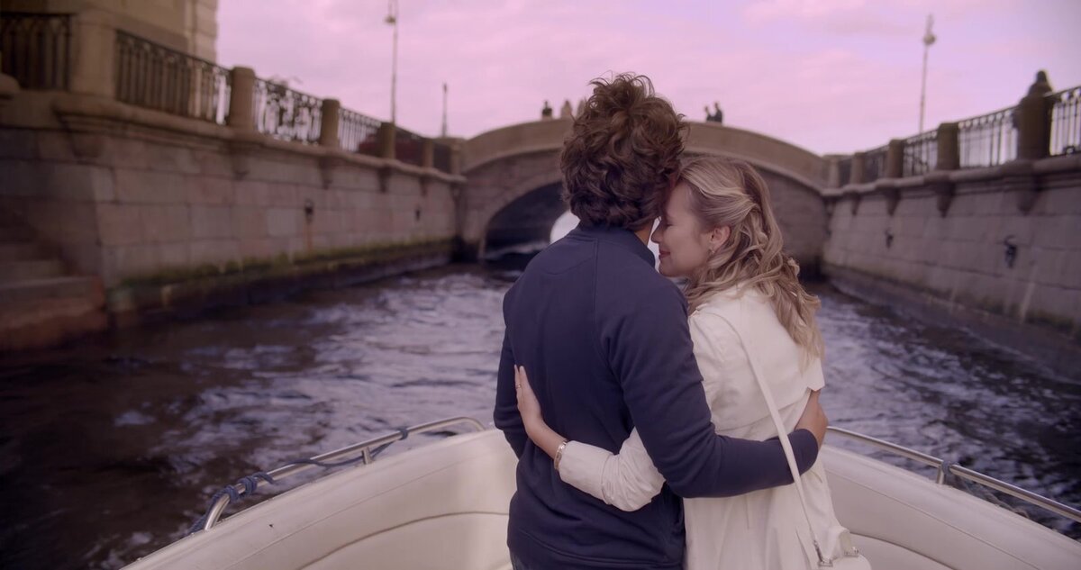 Кадр из фильма "Небесная команда". Источник фото: https://www.kino-teatr.ru/kino/movie/ros/142958/foto/i2/1047063/