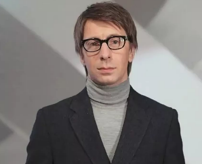 Скоропостижно умер в Доминикане экс-ведущий шоу "Прямой эфир" Михаил Зеленский