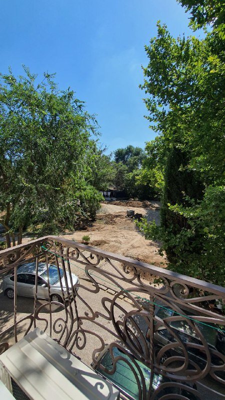 Вид из отеля на реконструкцию парка. Думаю, что скоро его завершат и всё будет хорошо!