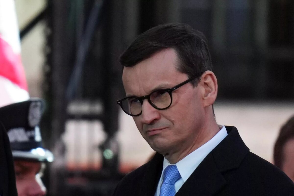 Премьер-министр Польши Матеуш Моравецкий в Королевском замке в Варшаве © REUTERS / Aleksandra Szmigiel