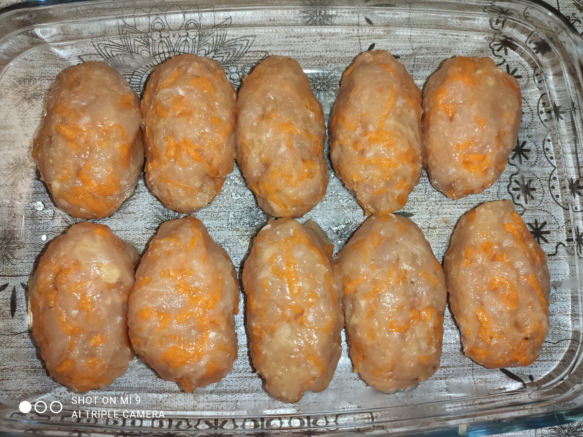 Лежат... Красавицы... 