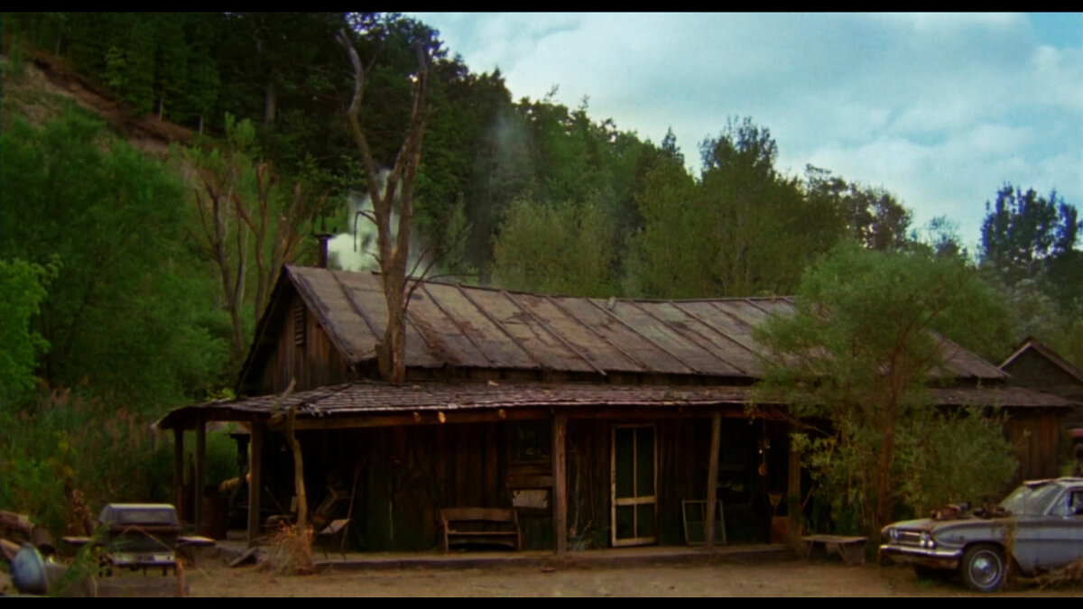 Кадр из фильма "Поворот не туда"