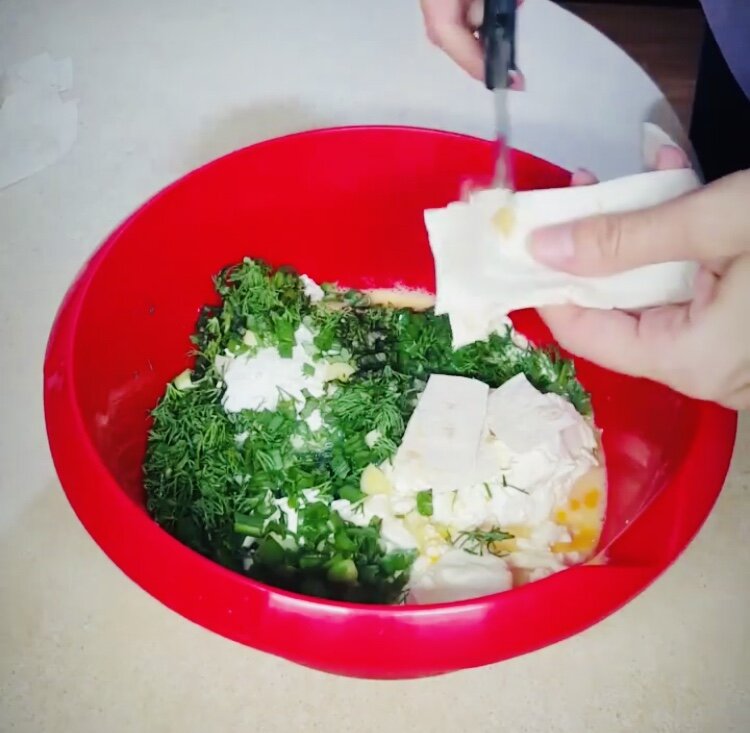 Добавили к творогу лаваш