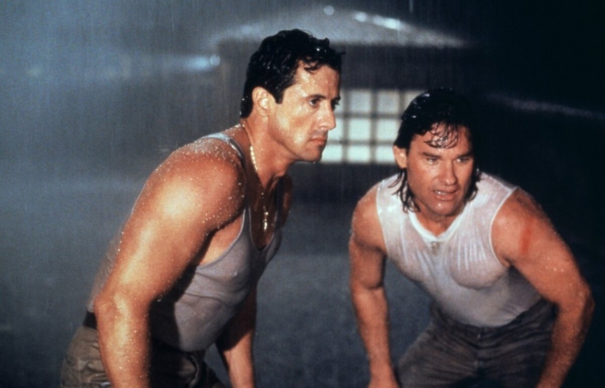 кадр из фильма Танго и Кэш 1989 Сильвестр Сталлоне