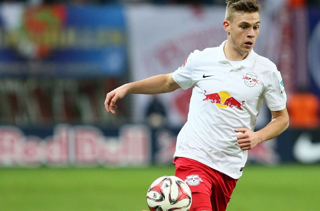 В академии Йозуа научился, прежде всего, дисциплины