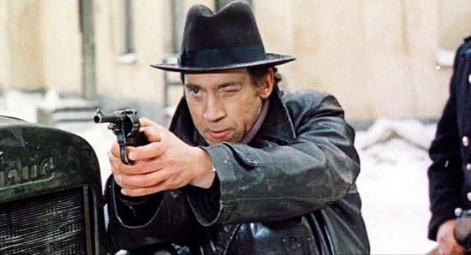 Кадр из кинофильма "Место встречи изменить нельзя".