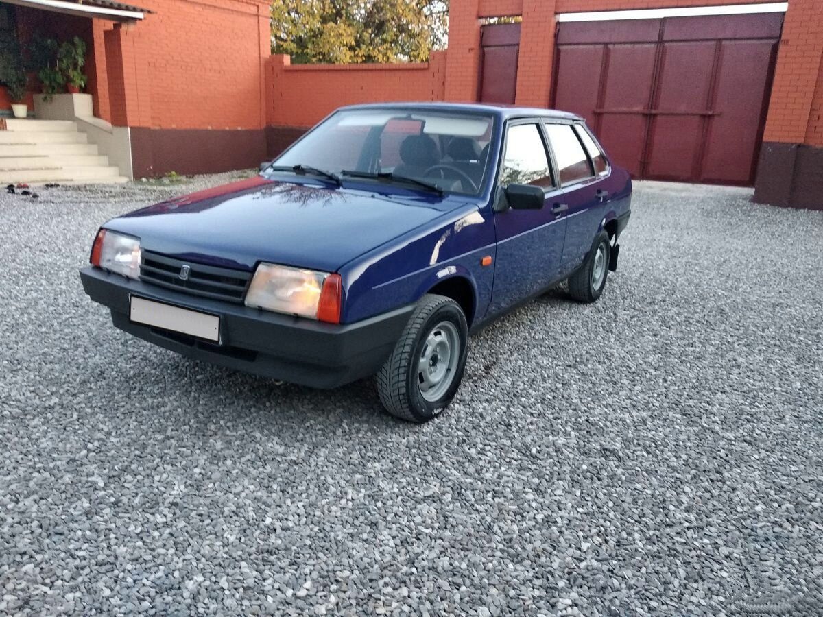 ВАЗ-21099