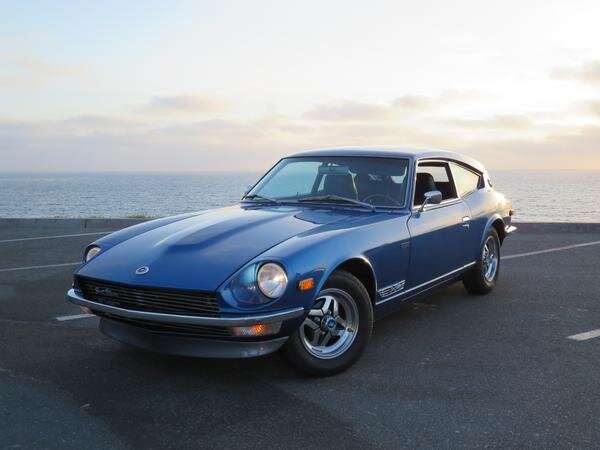 Nissan 240z сбоку