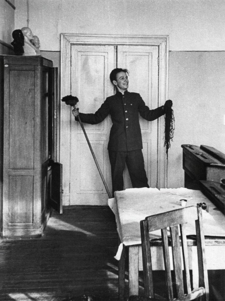 Дежурный по классу
Валерий Усманов, 1959 год, г. Москва, Спасопесковский пер., из архива Валерия Усманова.