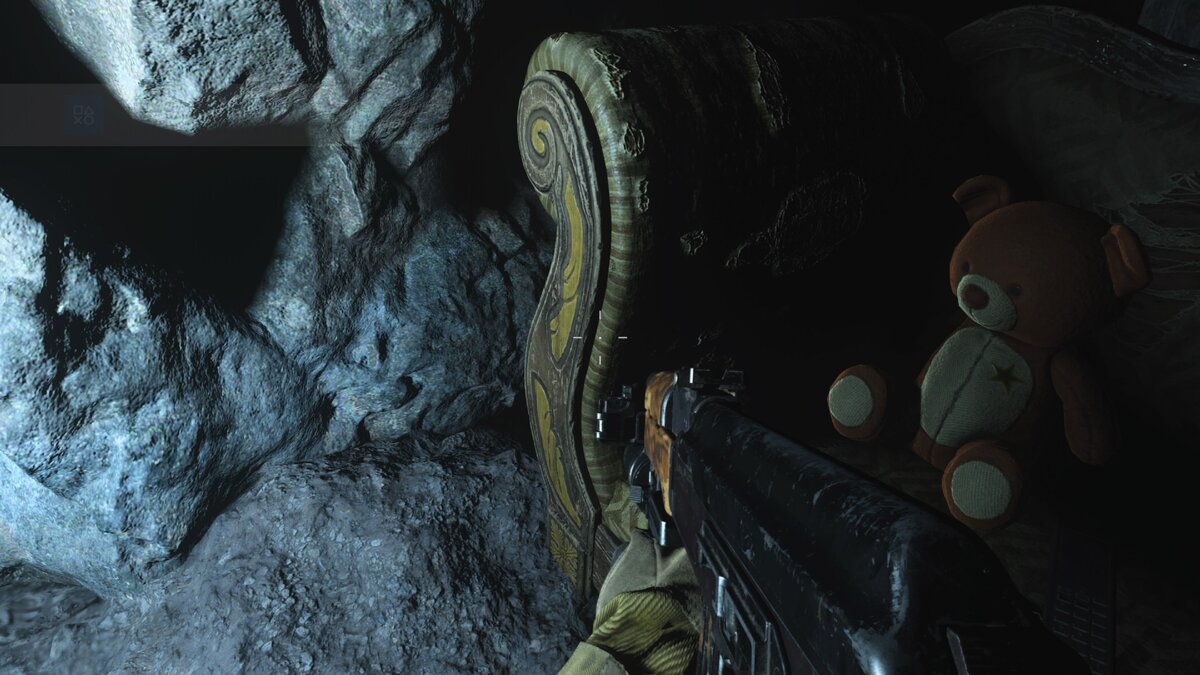 Ничего необычного — просто мишка с красной звездой