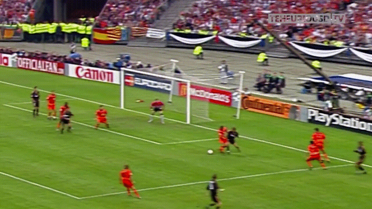 1:0. Фернандо Морьентес. 39 минута.