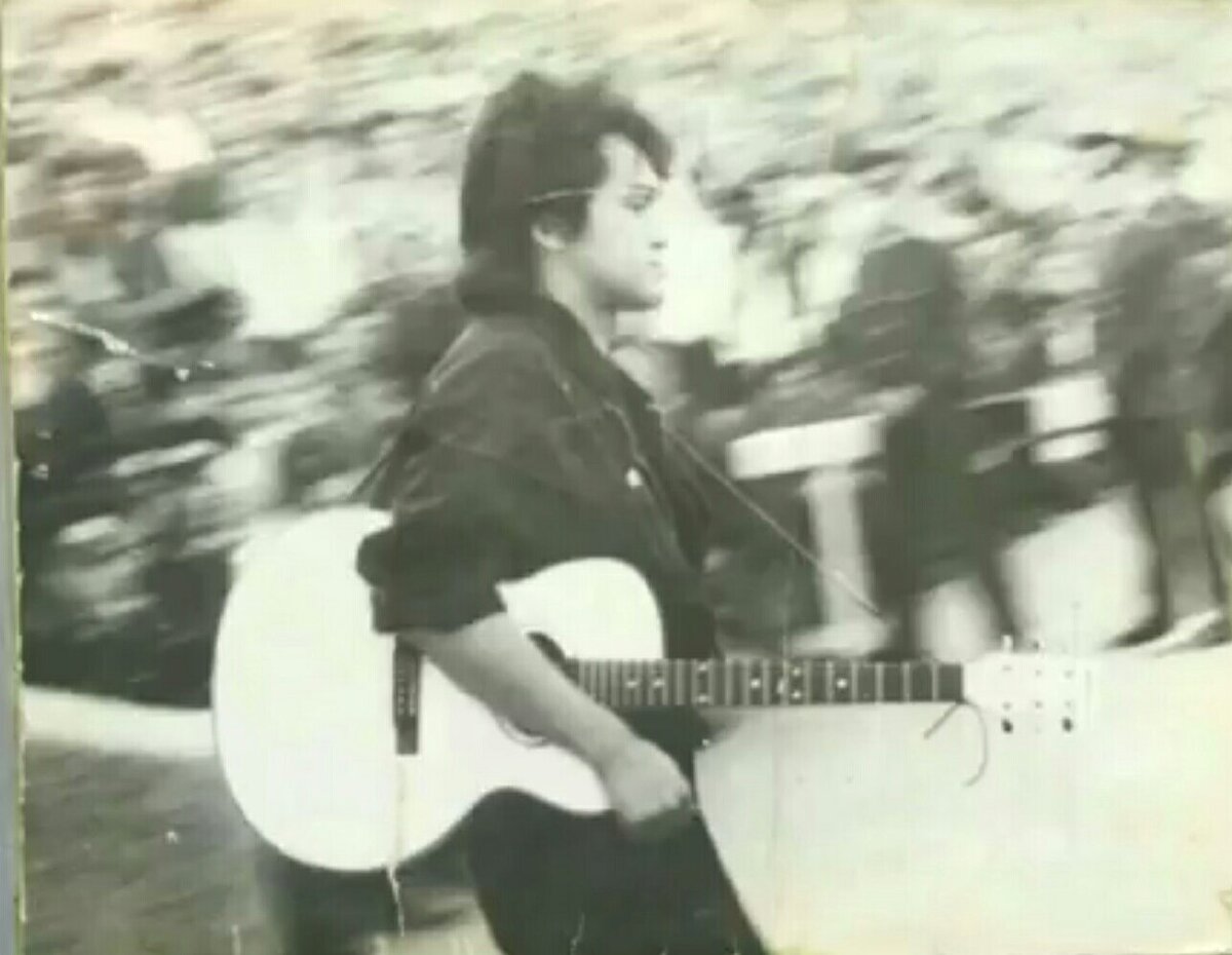 Виктор Цой в Херсоне. май 1990 года. фото из архива Андрея Новаковского.