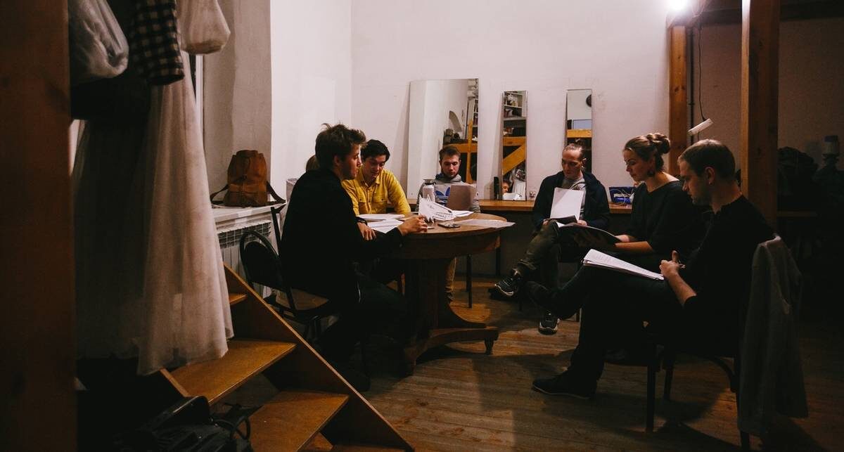 На фото: читка пьесы. Фото: Роман Бородин, предоставлено пресс-службой ЦТМ