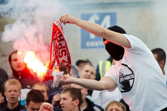 со стадиона Петровский