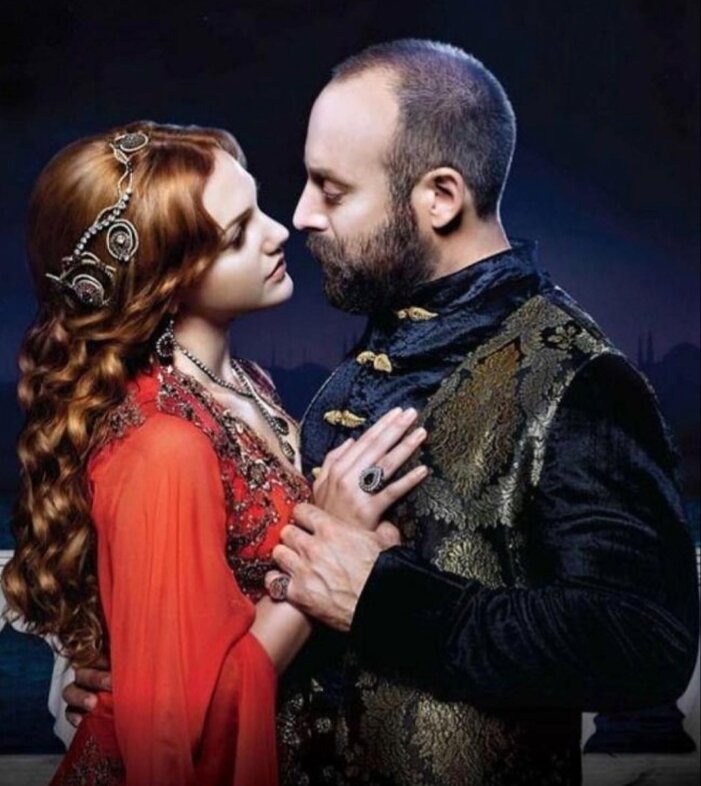 Хюррем и Сулейман из сериала "Великолепный век "