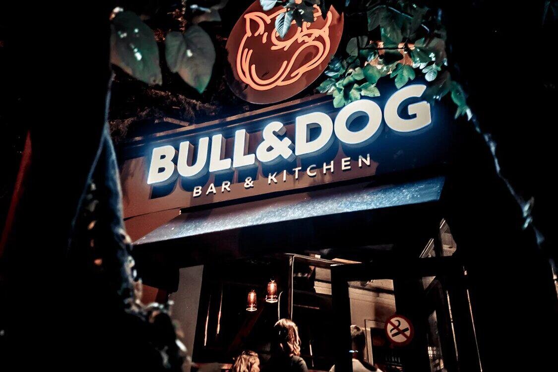 Кафе-бар бульдог в Сочи
