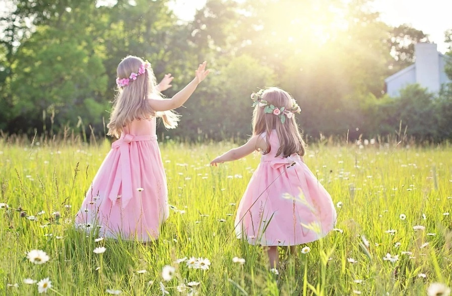 Разница в возрасте 2-4 года