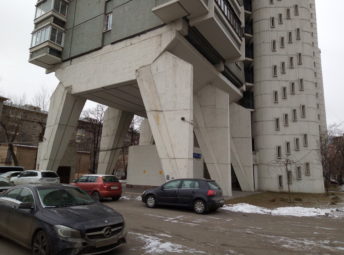 дом сороконожка в москве внутри