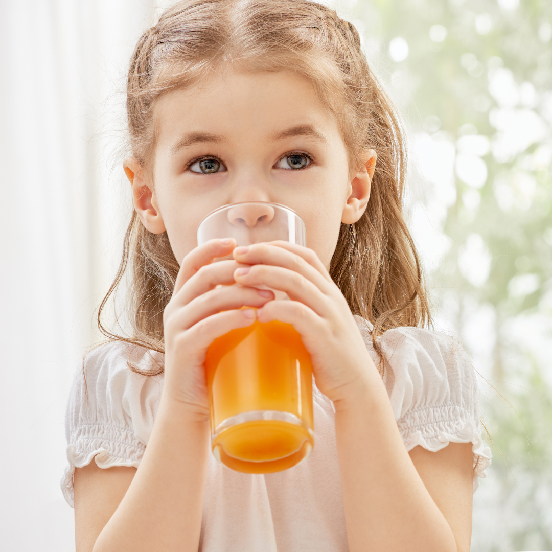 Степень вредного воздействия зависит от того, как долго зубы находятся в контакте с сахаром.