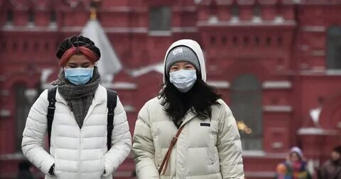 Стоит запастись масками и чаще мыть руки. Фото: moslenta.ru.