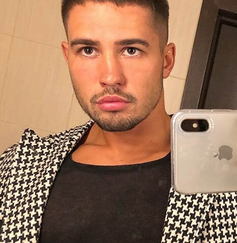 Захар Саленко - "невеста". Фото из открытого источника. 