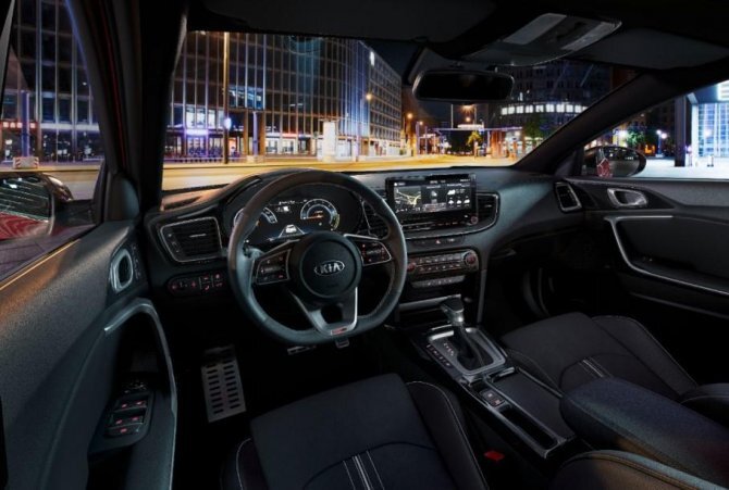 Салон нового KIA Ceed