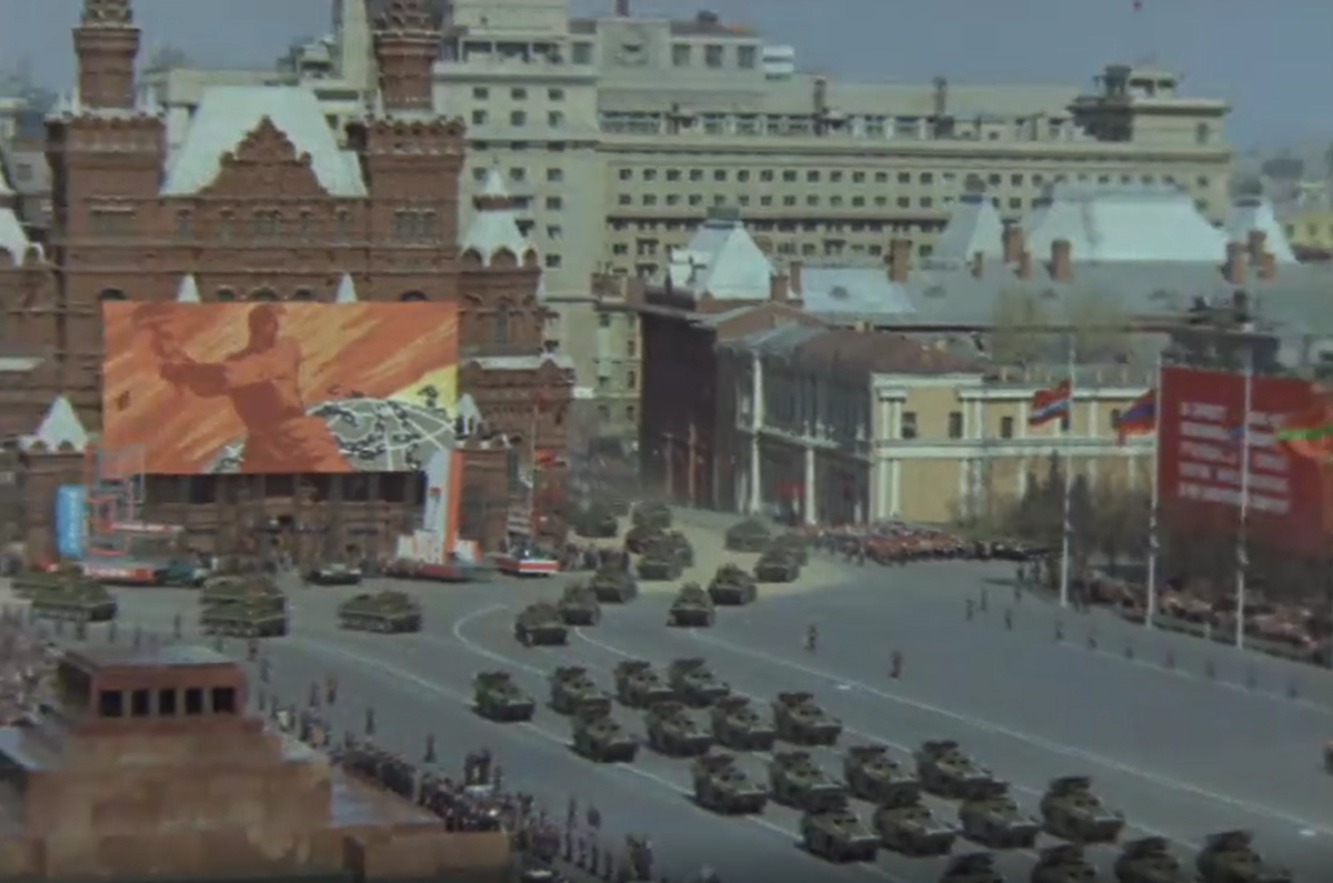 Кипучая могучая никем непобедимая слушать