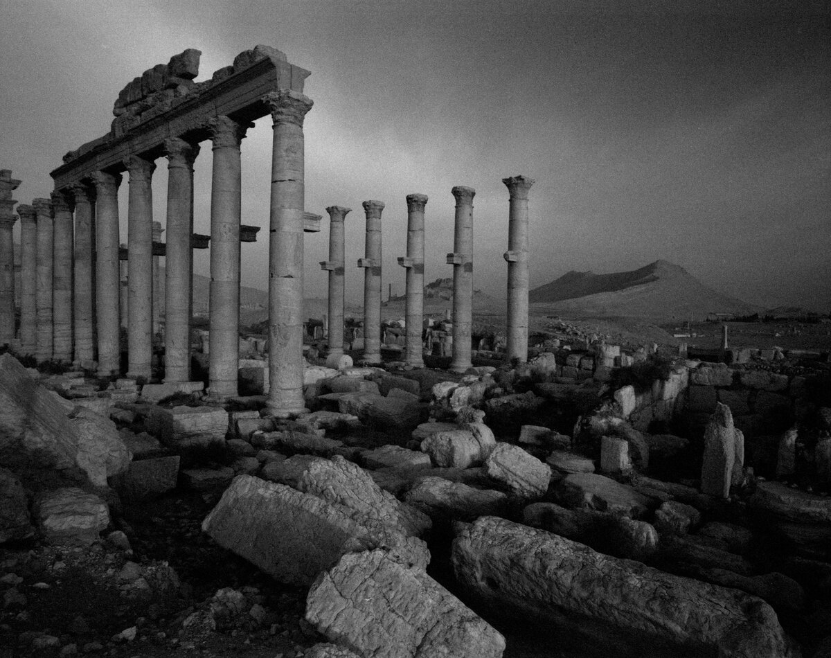 Старая фотография из довоенной Сирии. Древние руины Пальмиры. Продолжаю рубрику 
