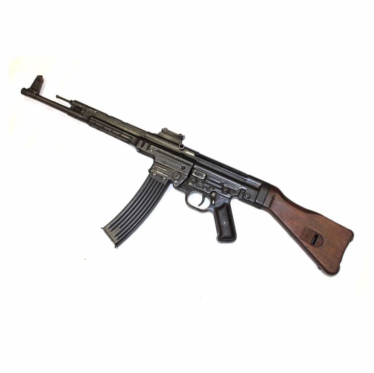 Автомат штурм. СТГ-44 автомат. Автомат Шмайсер STG-44. Штурмовая винтовка Штурмгевер STG 44. Немецкий автомат STG 44.