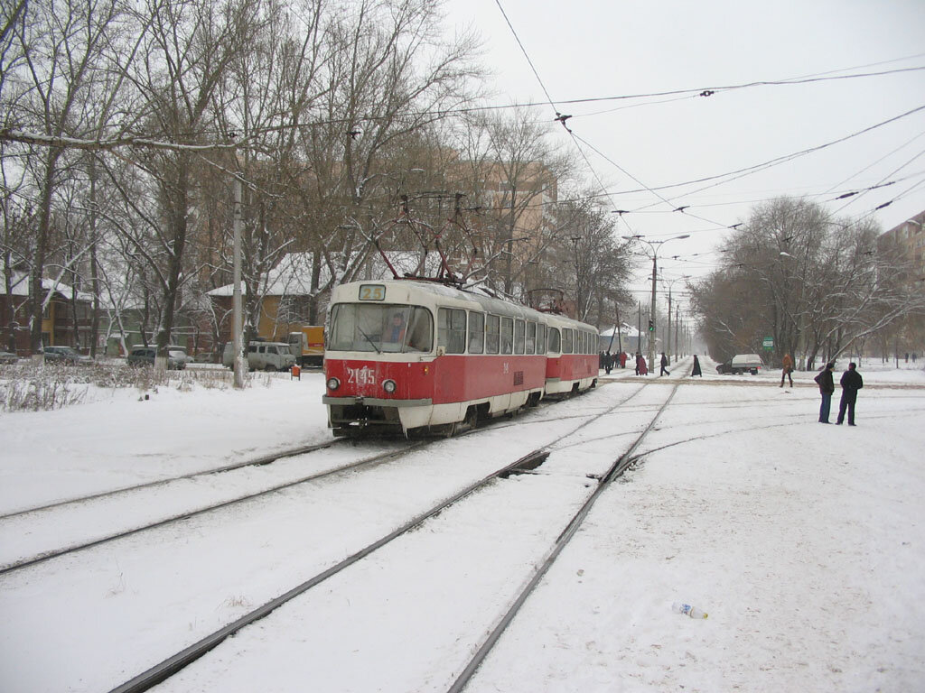 Фото: Pro-man. Трамвай Tatra T3SU проходит перекрёсток улиц Советская и Ставропольская.