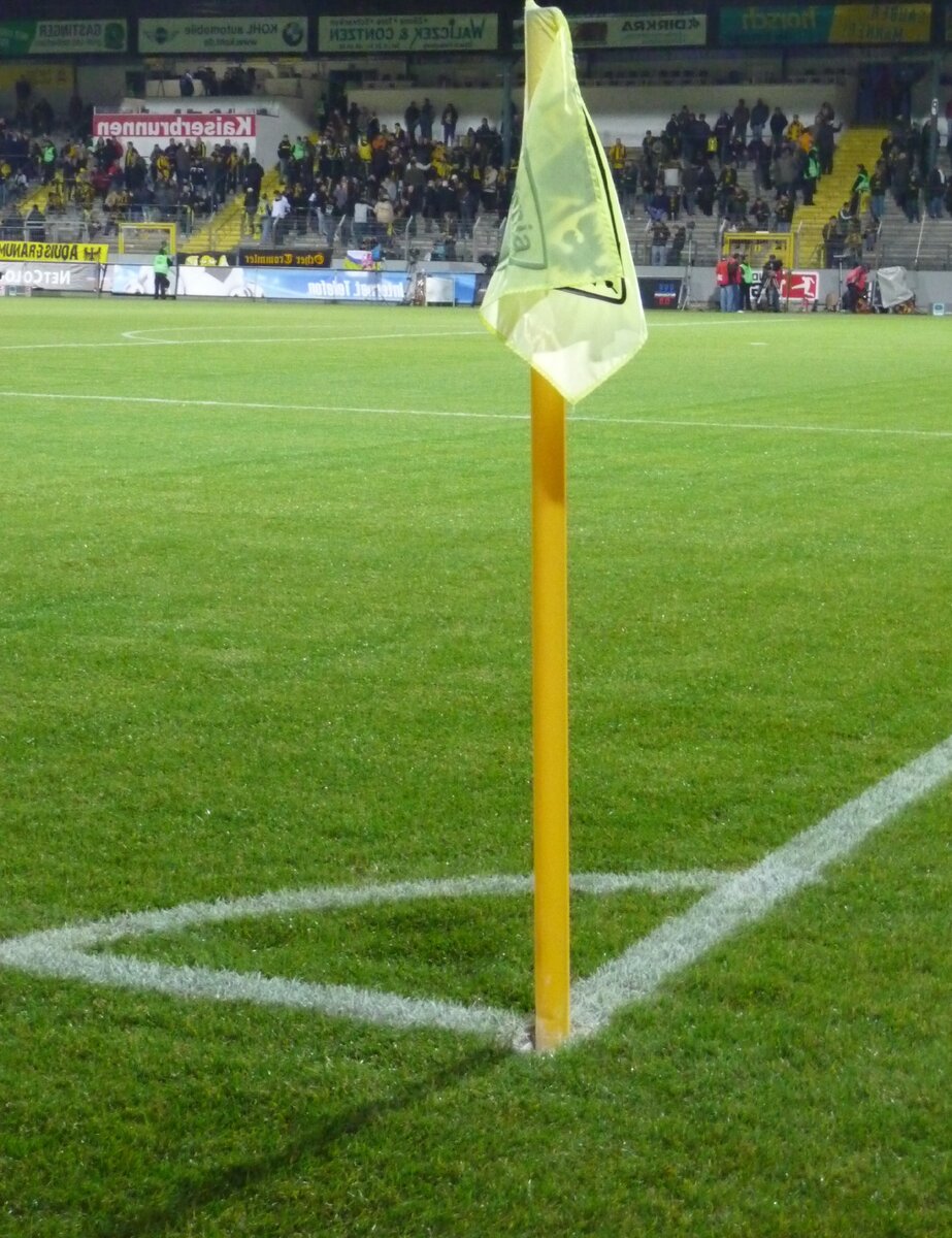 Угловой флажок собственной персоной