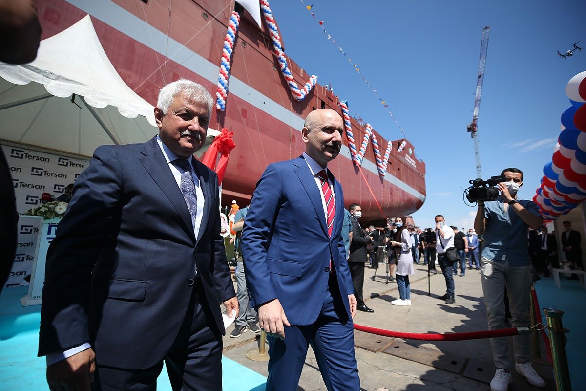 Спуск на воду траулера "Георгий Мещеряков" / Фото: верфь Tersan
