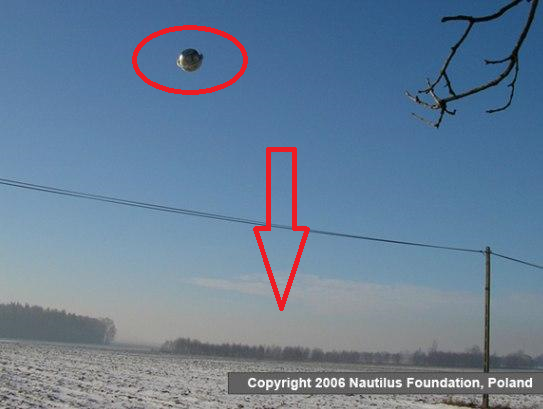 НЛО "Шар", Польша, г. Зданы, 8 мая 2006 года, на поле "Волосы Ангела"