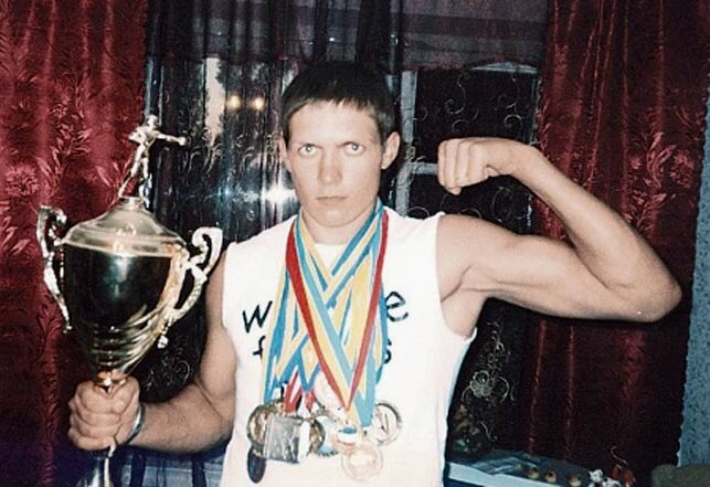 Александр Усик в молодости. Фото из свободных источников
