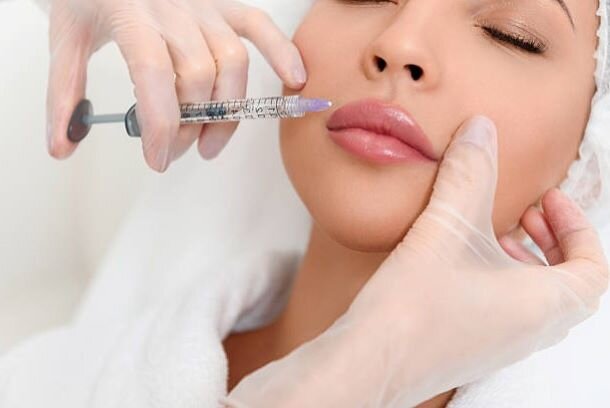 Уколы для увеличения губ