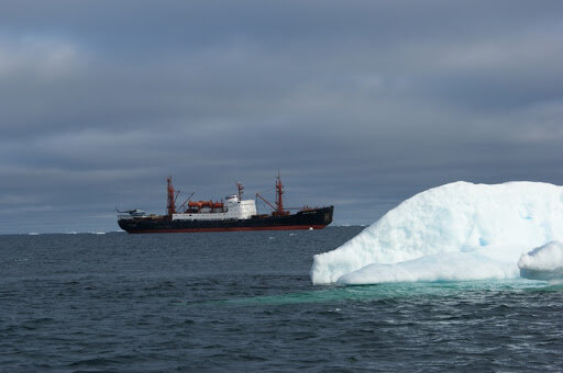 Михаил Сомов, не Обь, но работа та же.