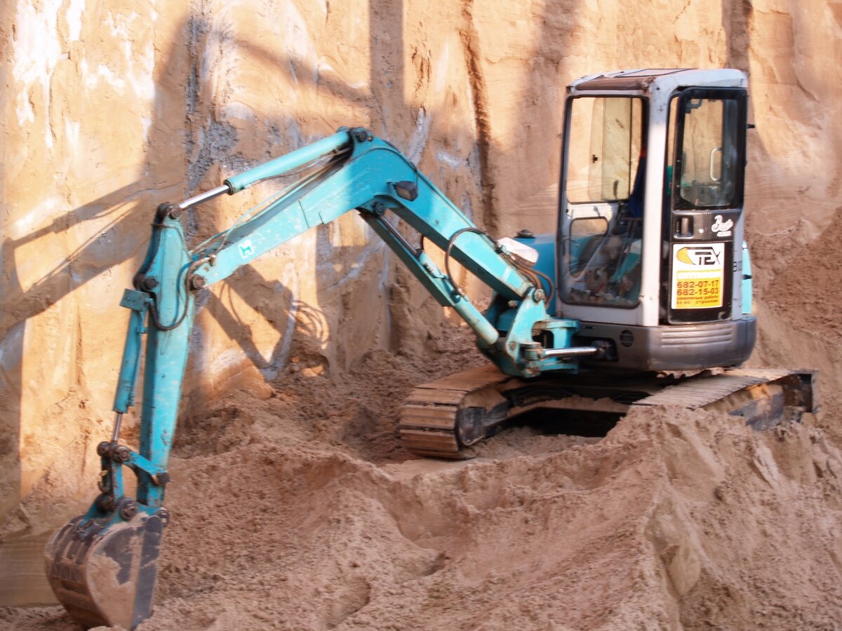 ГУСЕНИЧНЫЙ ЭКСКАВАТОР KOBELCO SK40SR компании Техоптимум