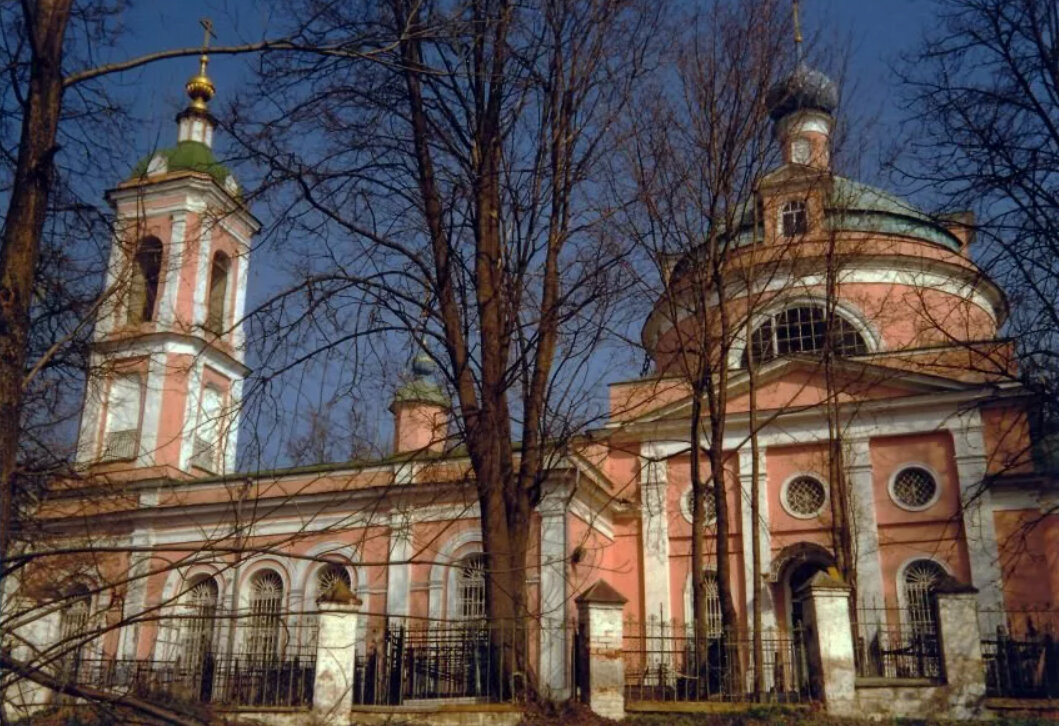 храм в заозерье павловский посад. церковь в заозерье павловский. заозерье храм рождества христова. храм в заозерье павловский посад. христорождественская церковь заозерье.