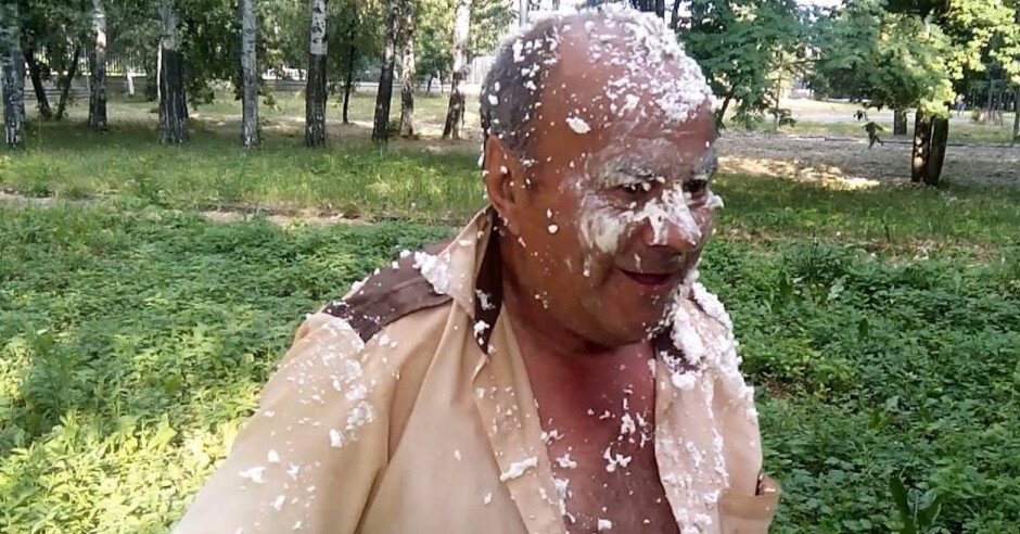 Примерно так я выглядела после контакта с монтажной пеной)))