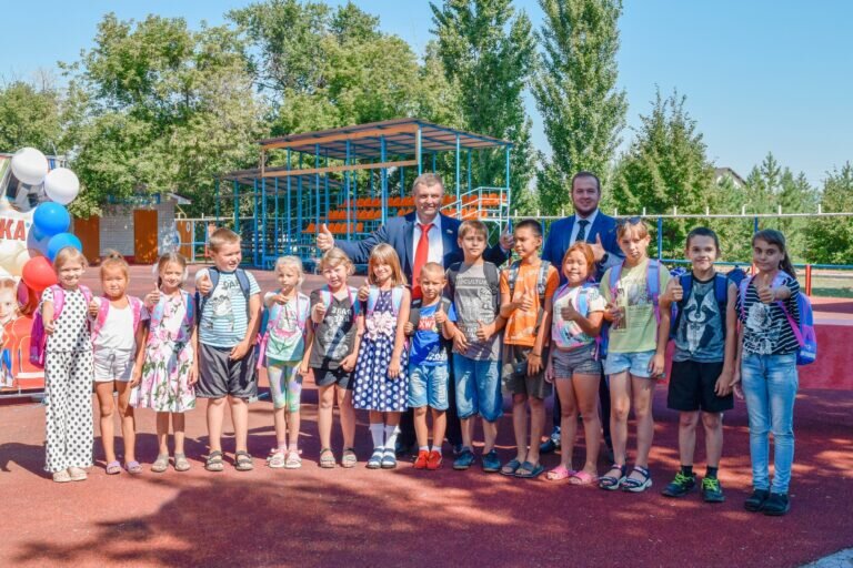    Оренбургские газодобытчики участвуют в благотворительной акции «Соберем ребенка в школу» Кристина Просвиркина