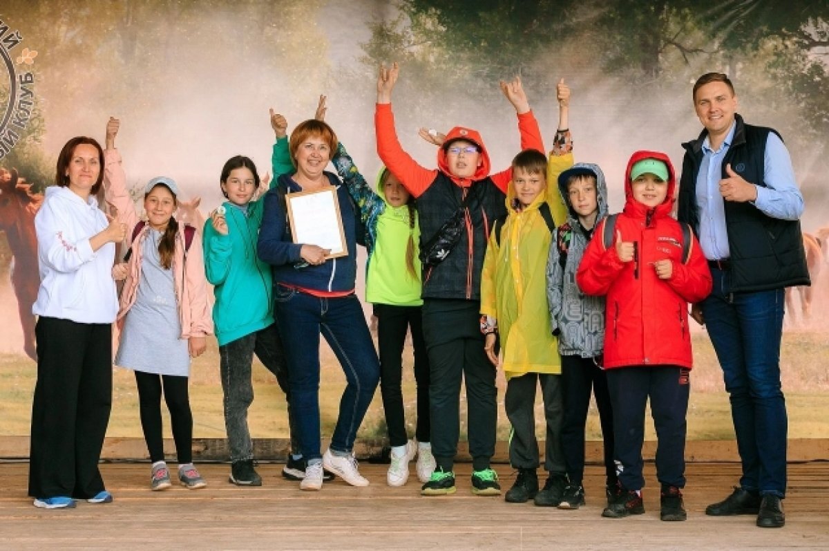    Команда Светланы Карсановы на награждении конкурса школьных экопроектов.