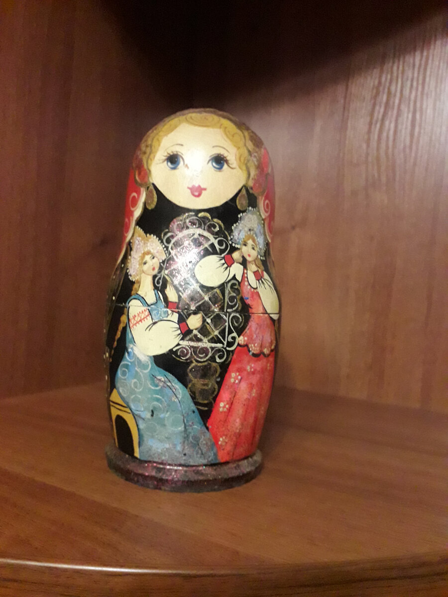 Фото автора. Лицо старшей Матрёшки