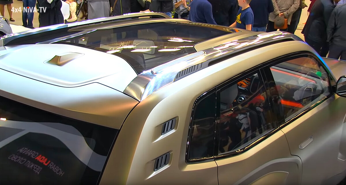 Панорамы у Лада уж 100% не будет в серийном производстве... Губу не раскатывать! :)