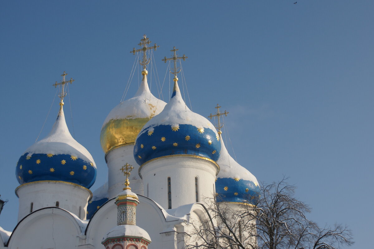 Купола Троице Сергиевой Лавры Успенский собор