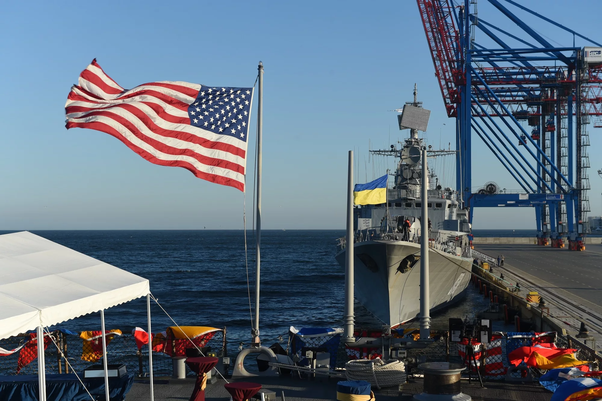 База ВМС США в Очакове (Черное море, Украина). Источник изображения: https://vk.com/denis_siniy