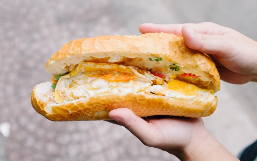Начните свой день с яичницы по-вьетнамски. Вкусно и сытно!