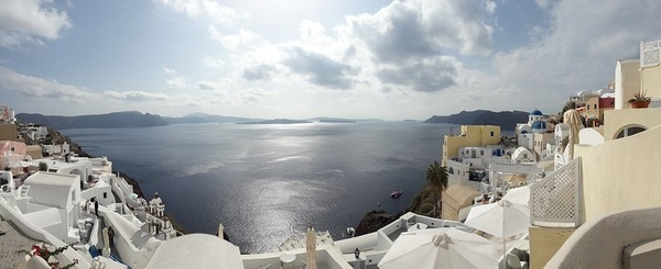 https://cdn.pixabay.com/photo/2017/01/15/11/07/greece-1981214__340.jpg